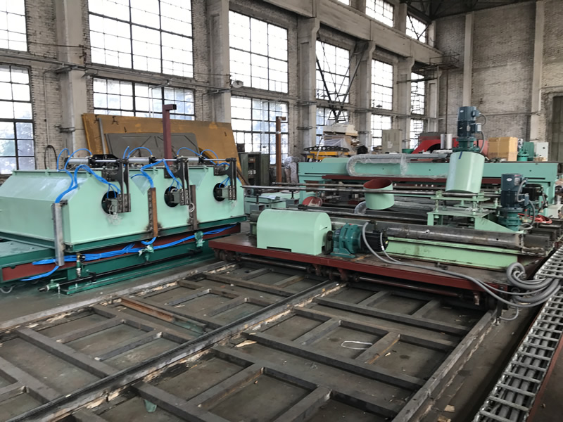 3-station centrifugal casting machine manufacturing is finished.